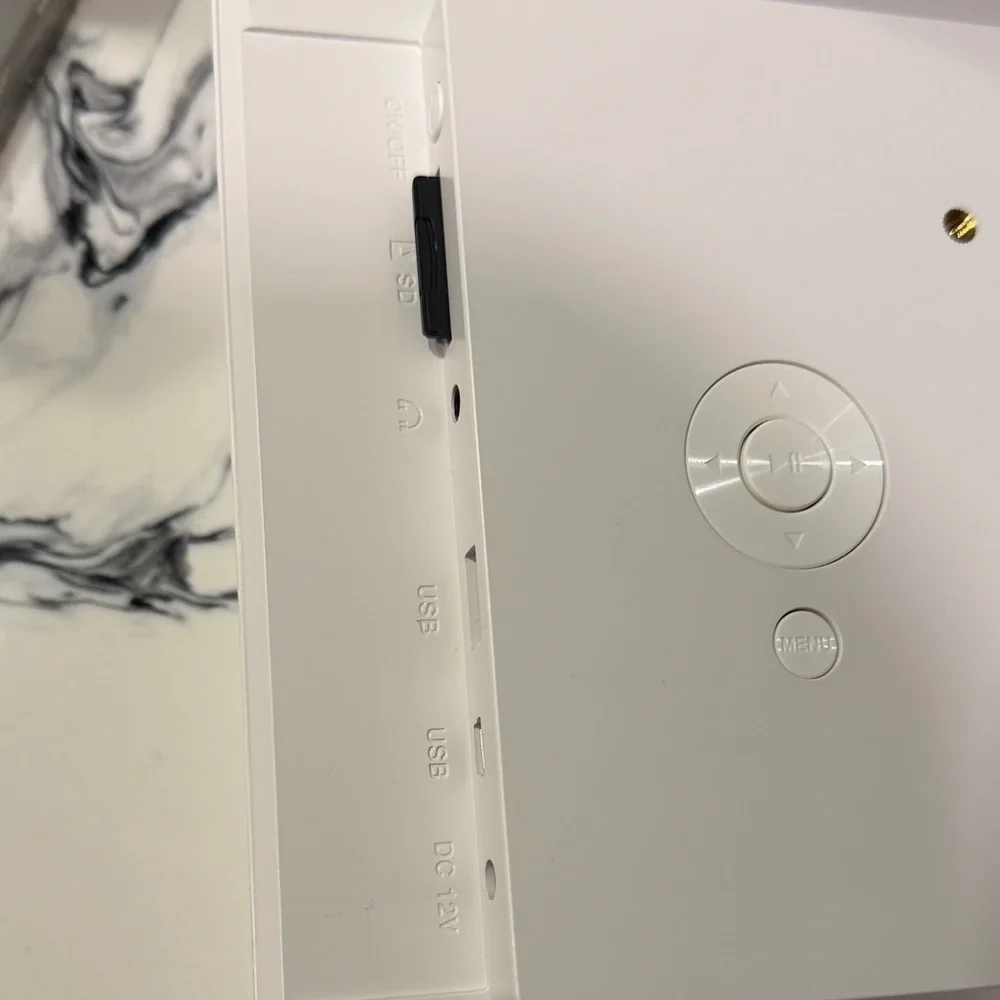 White Digital Photo Frame Box - Minimal Packaging